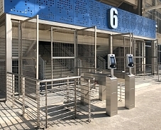 2-штанговые турникеты Modul Cross 2-Arm на Олимпийском стадионе в Баку